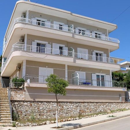 Isabela Apartments Sarandë Esterno foto
