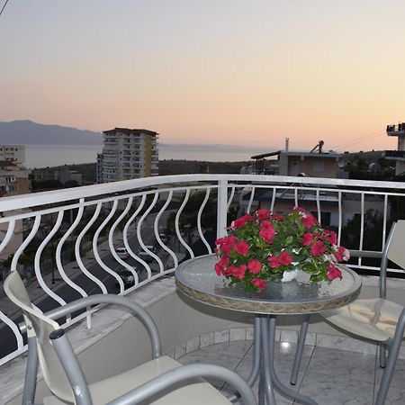 Isabela Apartments Sarandë Esterno foto