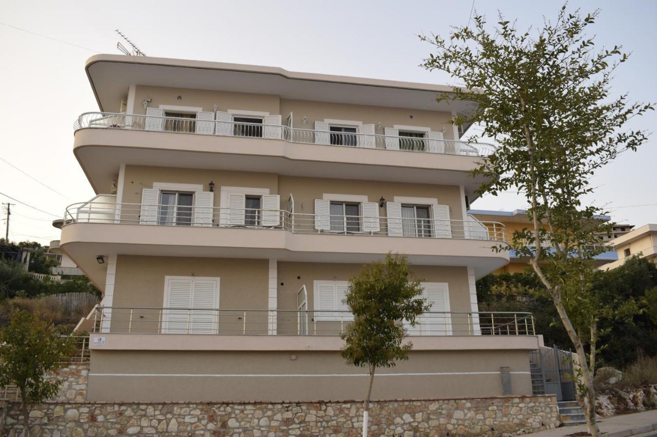 Isabela Apartments Sarandë Esterno foto