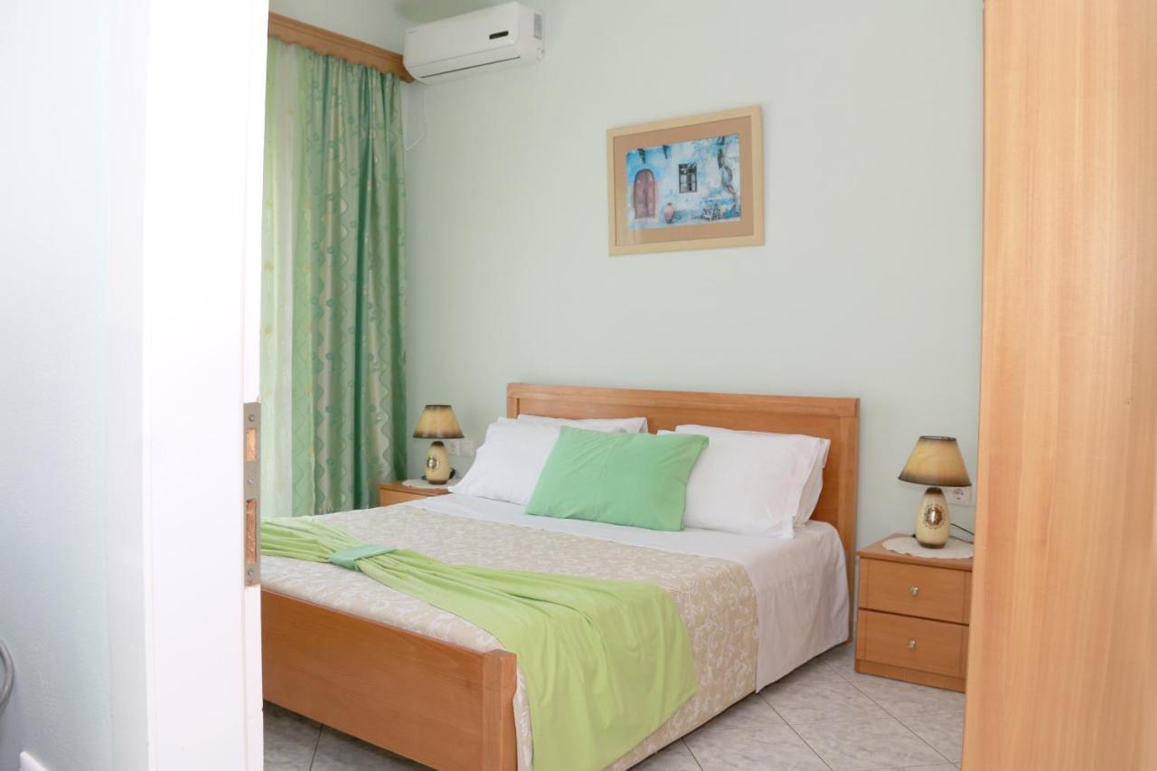 Isabela Apartments Sarandë Esterno foto