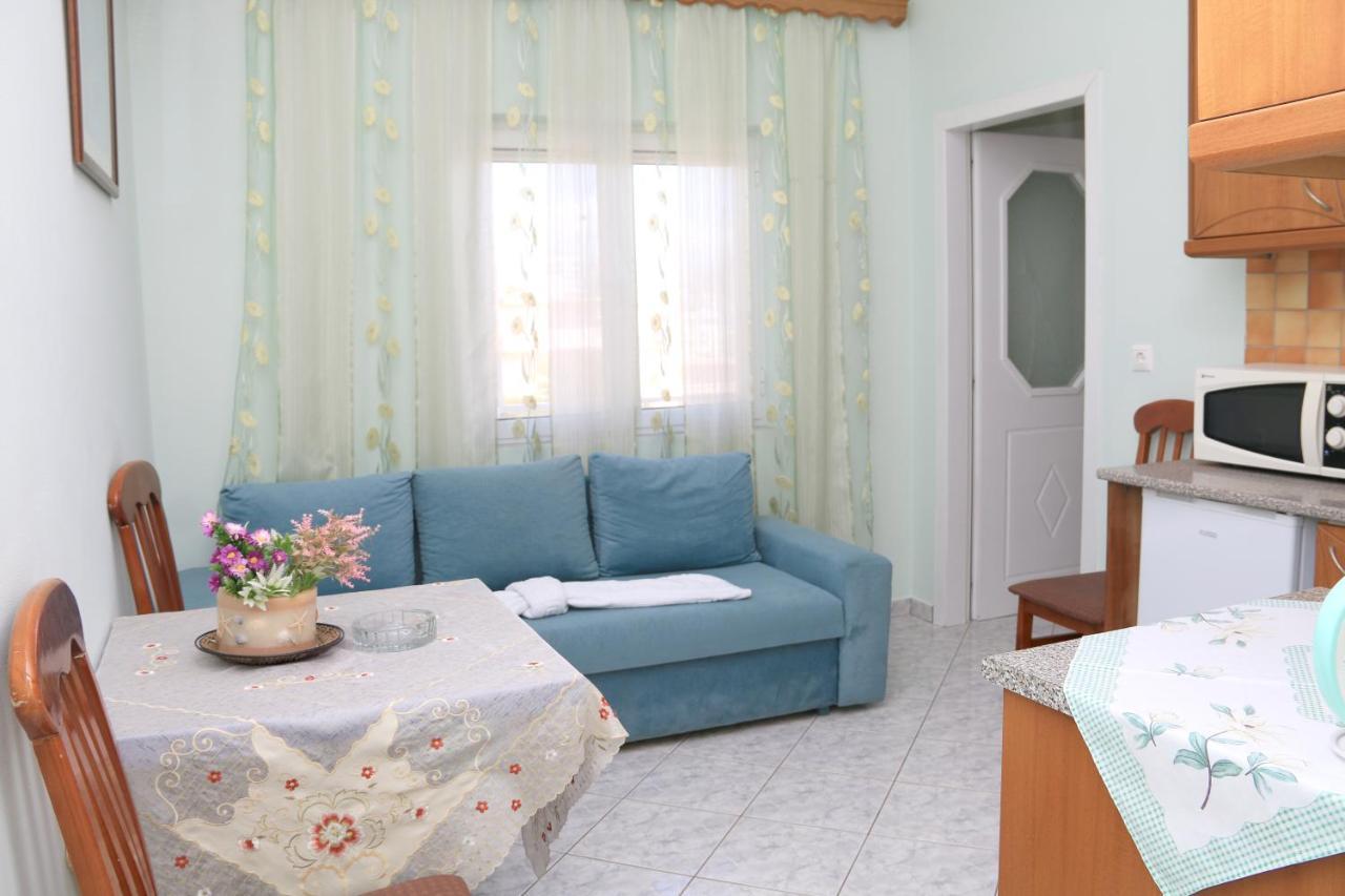 Isabela Apartments Sarandë Esterno foto