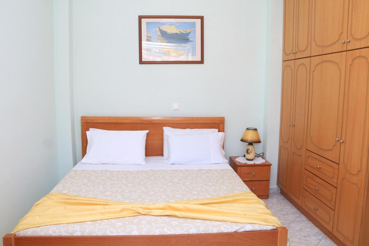 Isabela Apartments Sarandë Esterno foto