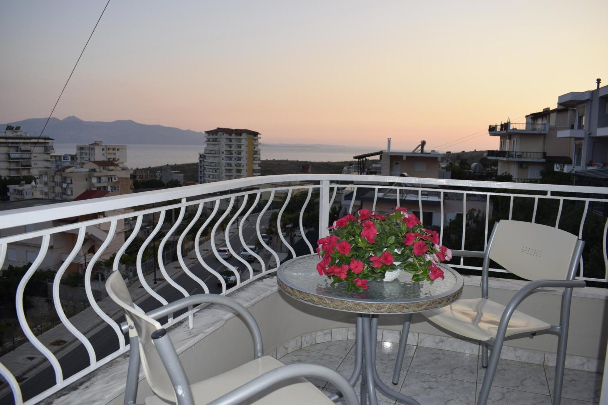 Isabela Apartments Sarandë Esterno foto