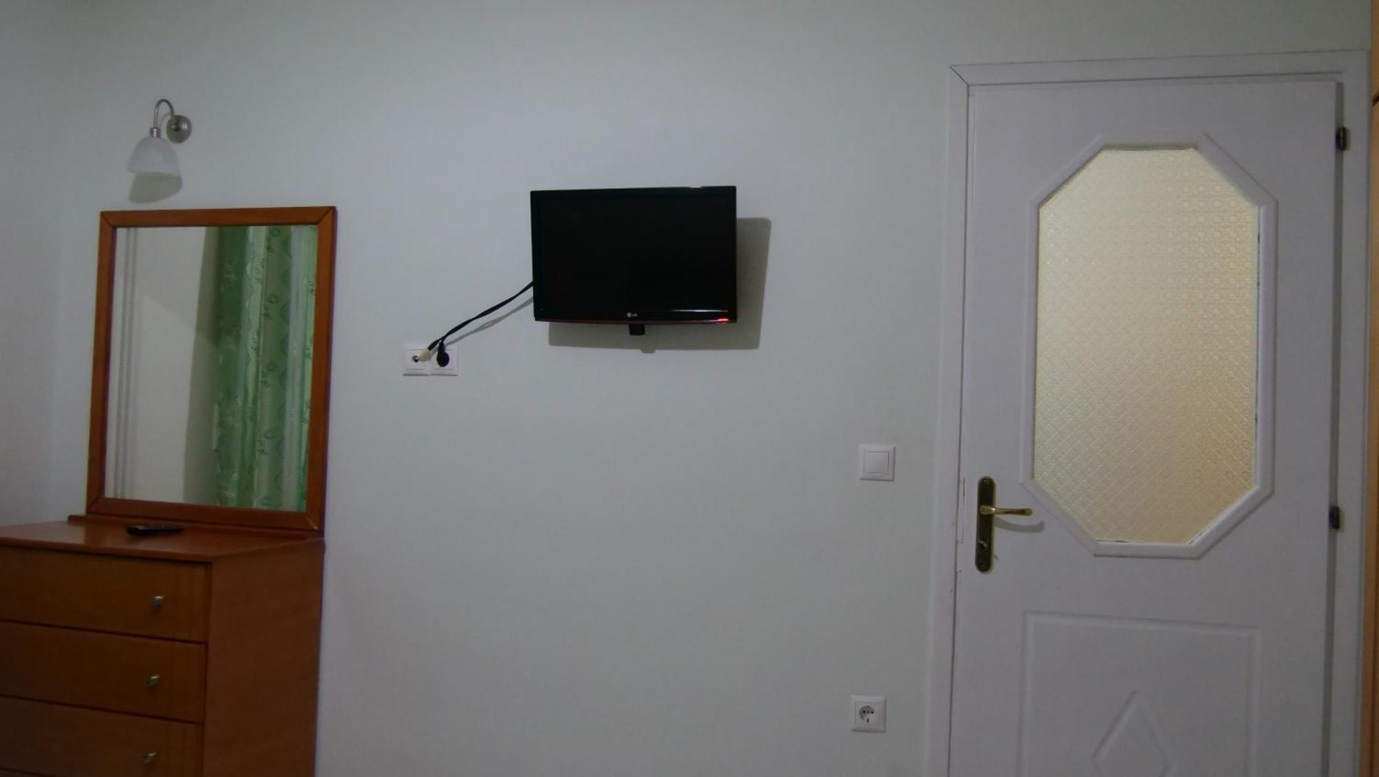 Isabela Apartments Sarandë Esterno foto